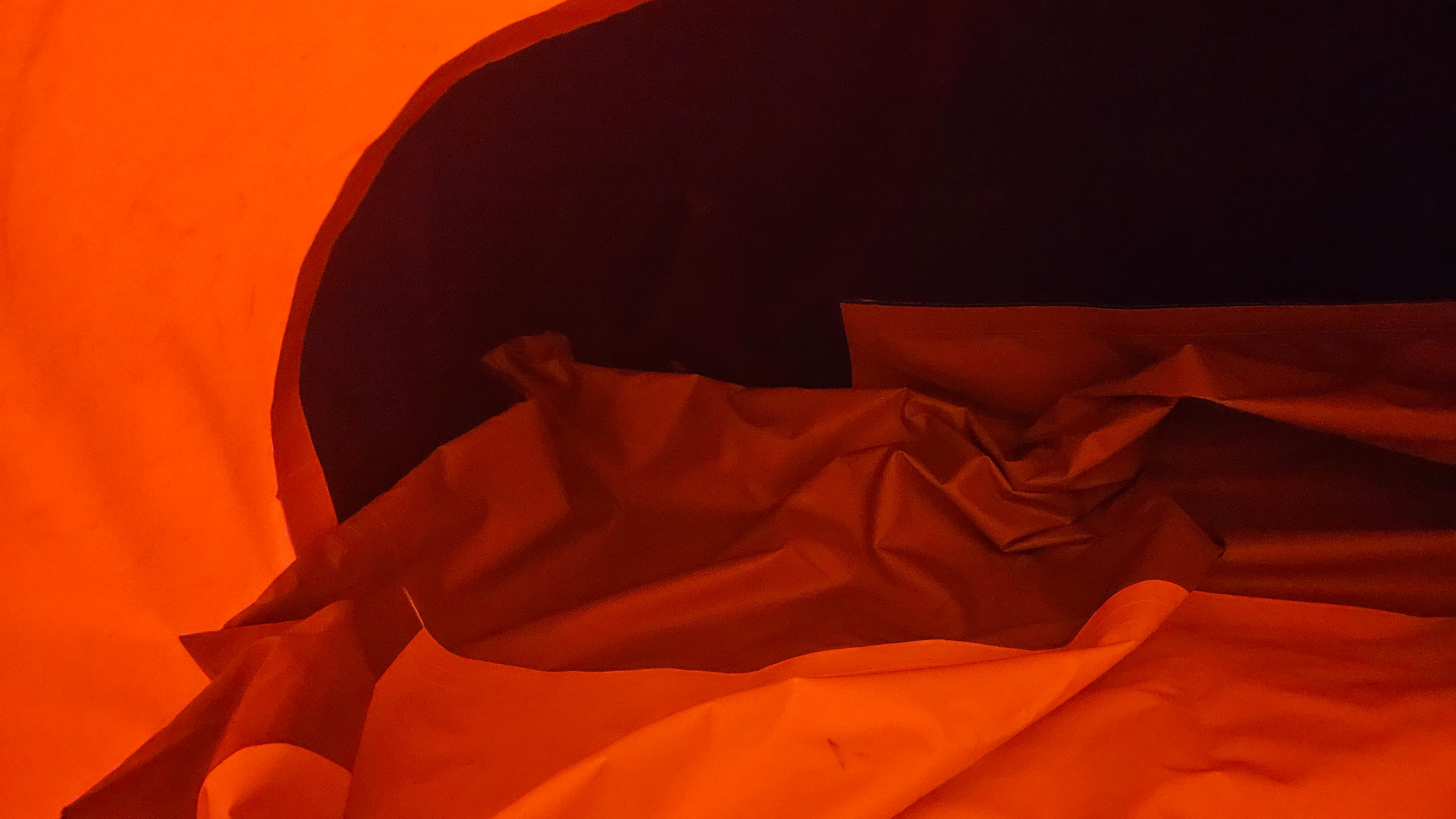 Check the side pockets during Water Blob bladder installation